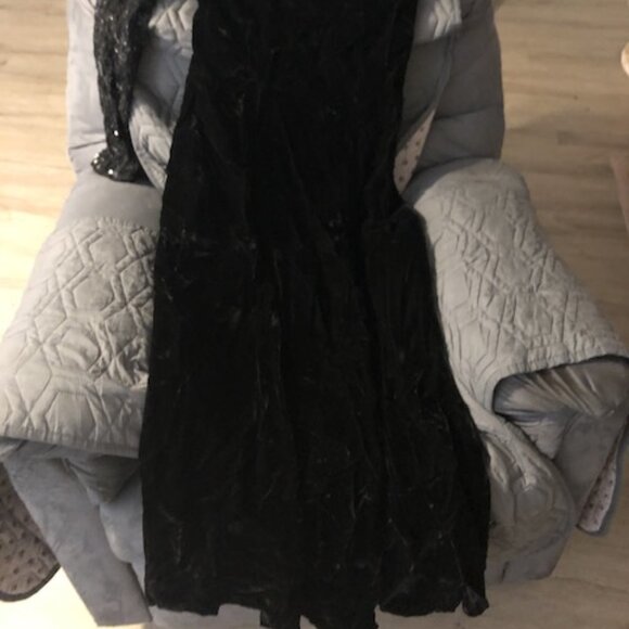 Vintage Jessica McClintock Lace and Velvet Dress - Picture 2 of 6